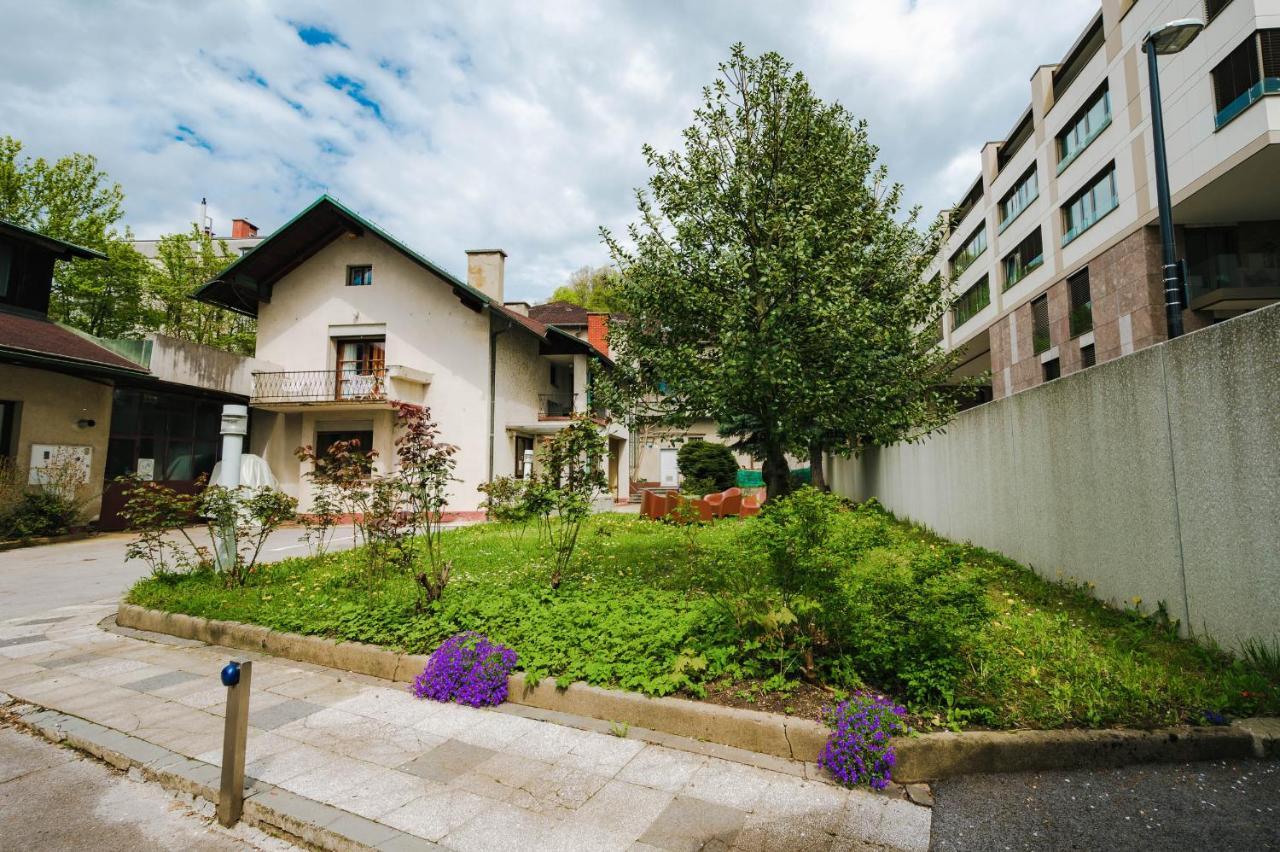 Villa Pi House à Ljubljana Extérieur photo