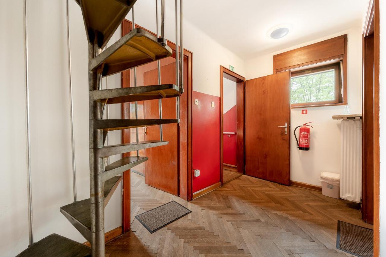 Villa Pi House à Ljubljana Extérieur photo
