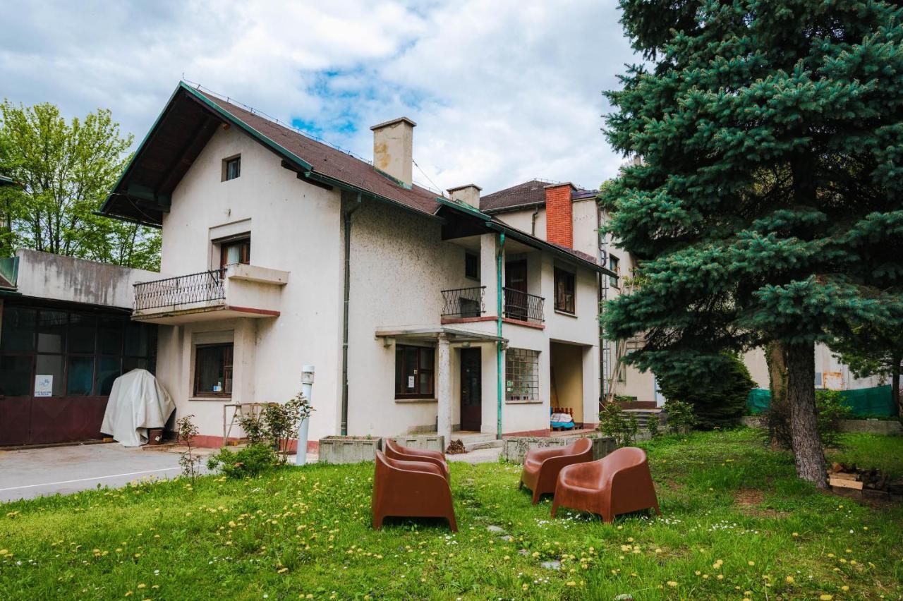 Villa Pi House à Ljubljana Extérieur photo