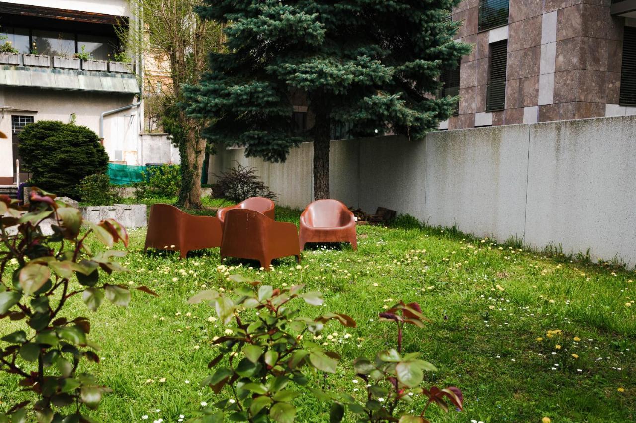 Villa Pi House à Ljubljana Extérieur photo